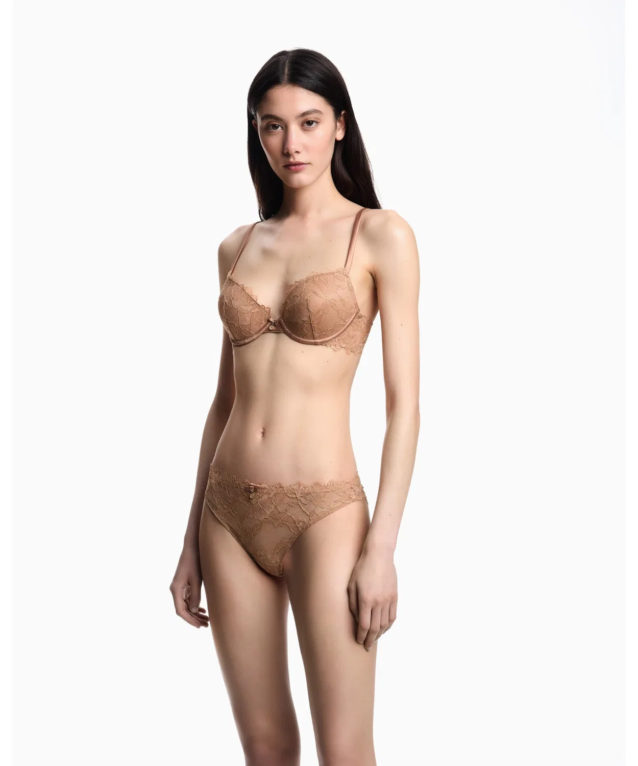 Бюстгальтер push-up Emporio Armani ASV Bridal из переработанного кружева, белый с чёрным — фото 3