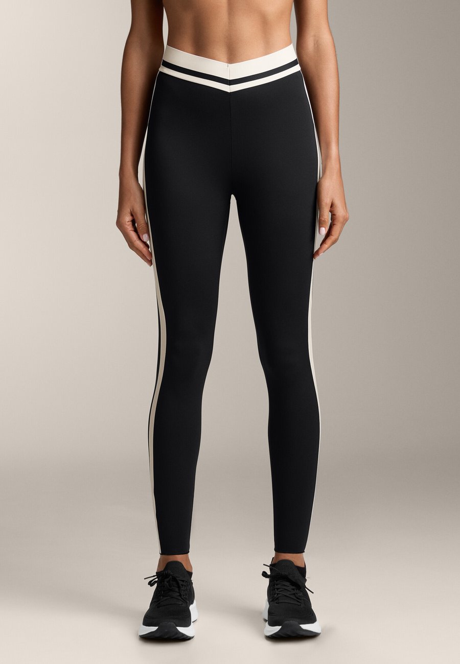 

Леггинсы OYSHO PERFECT-ADAPT HIGH-RISE ANKLE-LENGTH WITH SIDE LINE , Black