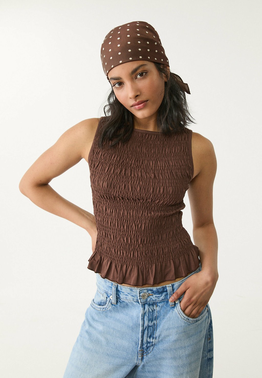 

Топ GATHERED WITH RUFFLES - Blouse Stradivarius, темно-коричневый