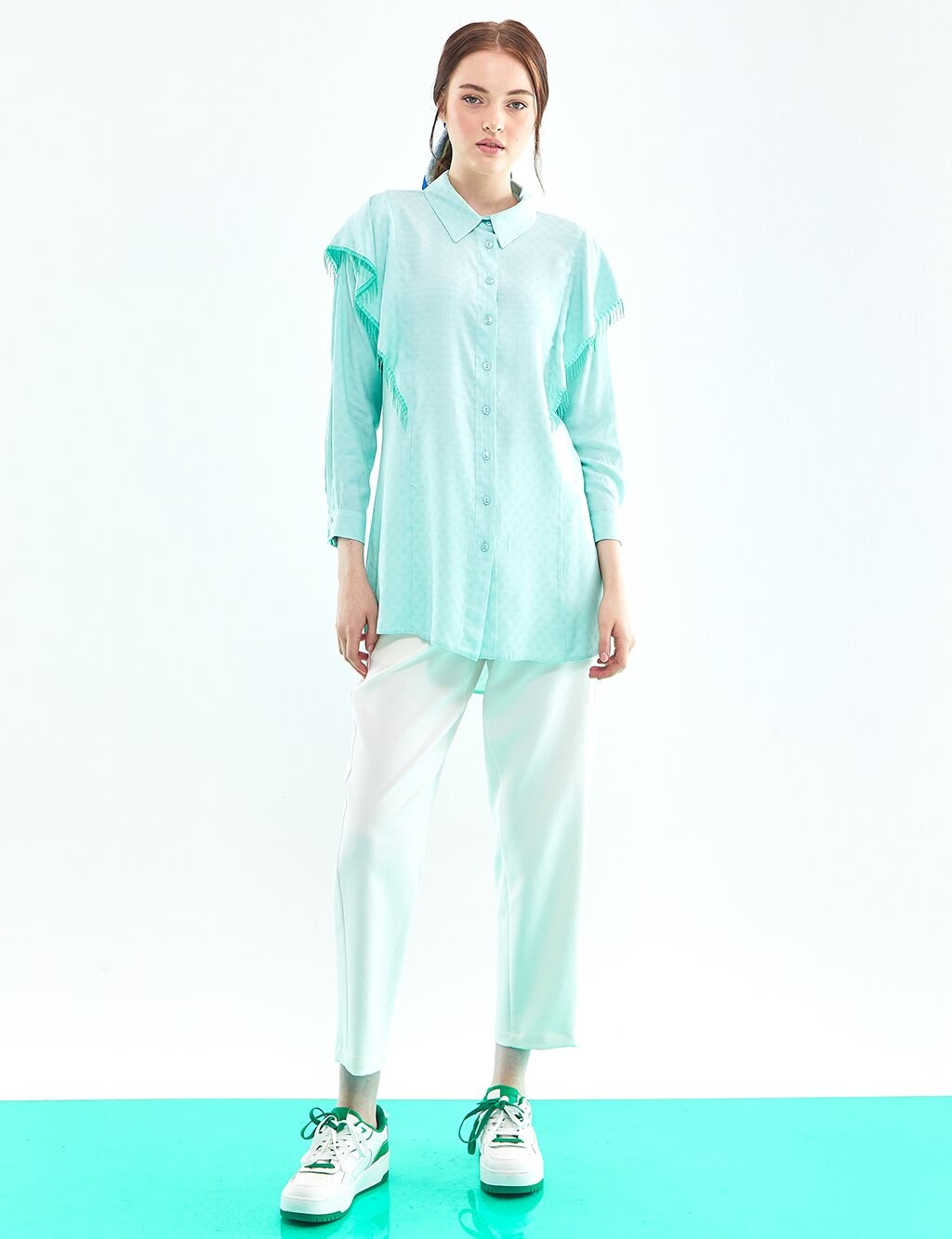 

Туника с кисточками на плечах Nile Green Kayra