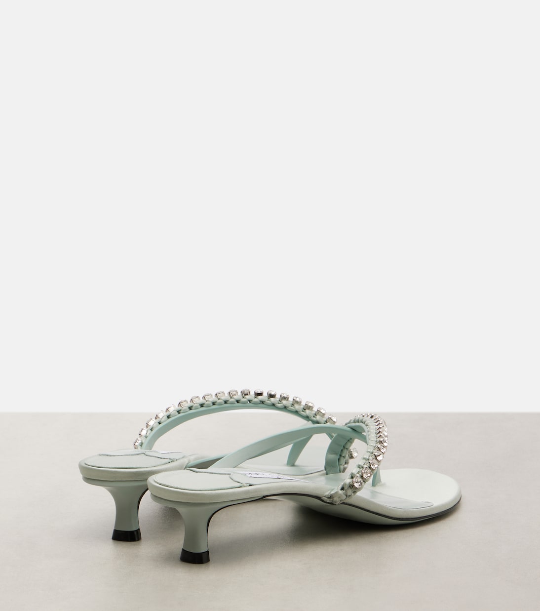 Дила 35 сандалии-танга из кожи и сатина Jimmy Choo, Light Verd — фото 2