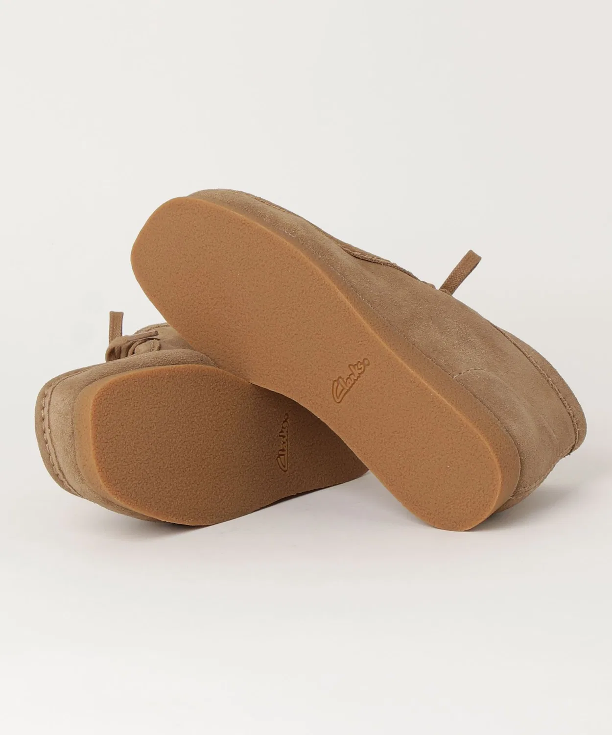 Ботинки Clarks Wallabee EVO BT бежевые — фото 3