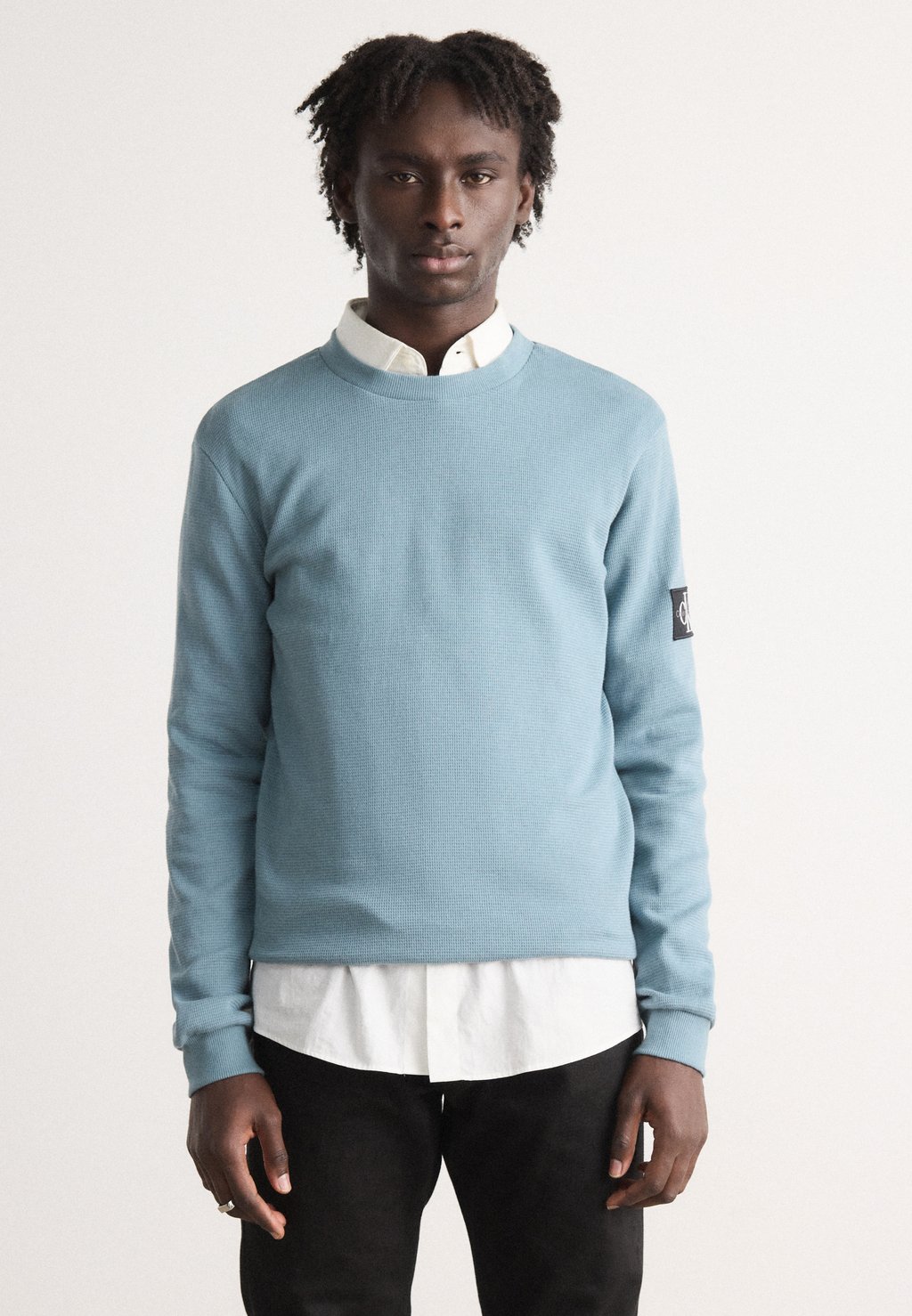 

Футболка с длинным рукавом BADGE TEE Calvin Klein Jeans, бирюзовый