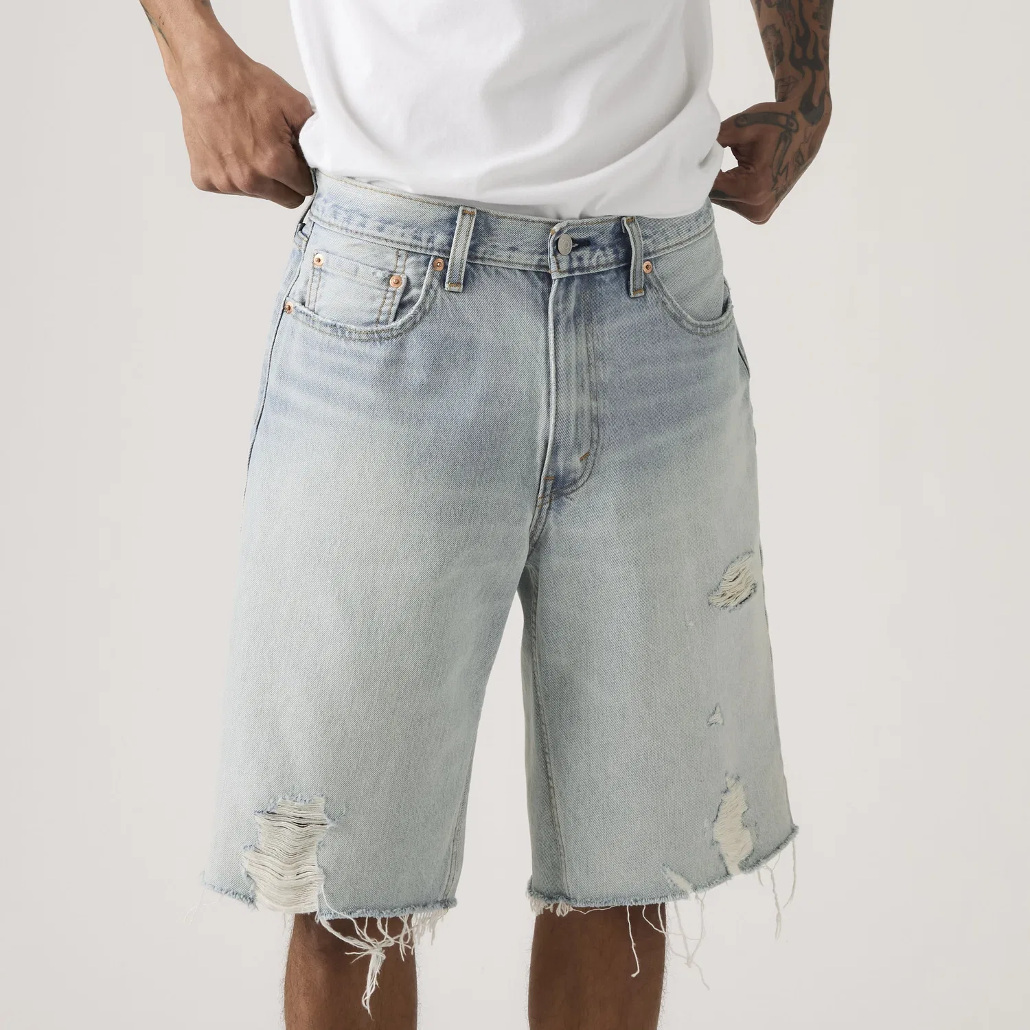 469 Свободные мужские шорты 12 дюймов Levi's, Light Wash — фото 2