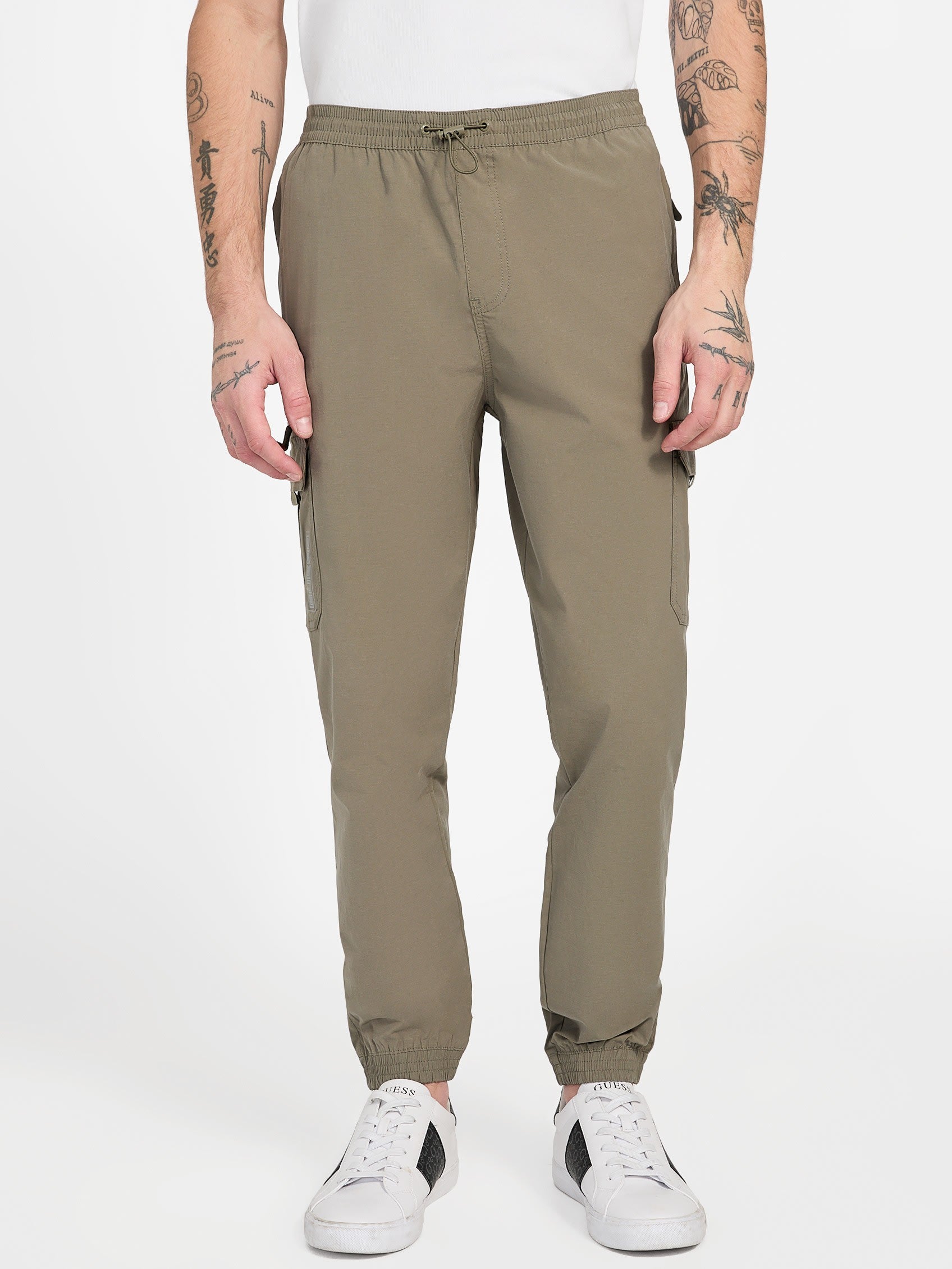 

Нейлоновые джоггеры Klein Guess Factory, цвет pale olive