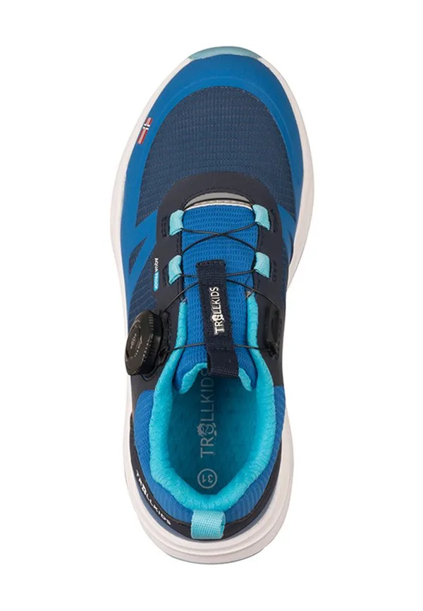 Детские походные ботинки trollfjord hiker low xt Trollkids, Alpine Blue/Pool Blue/Dark Indigo — фото 2