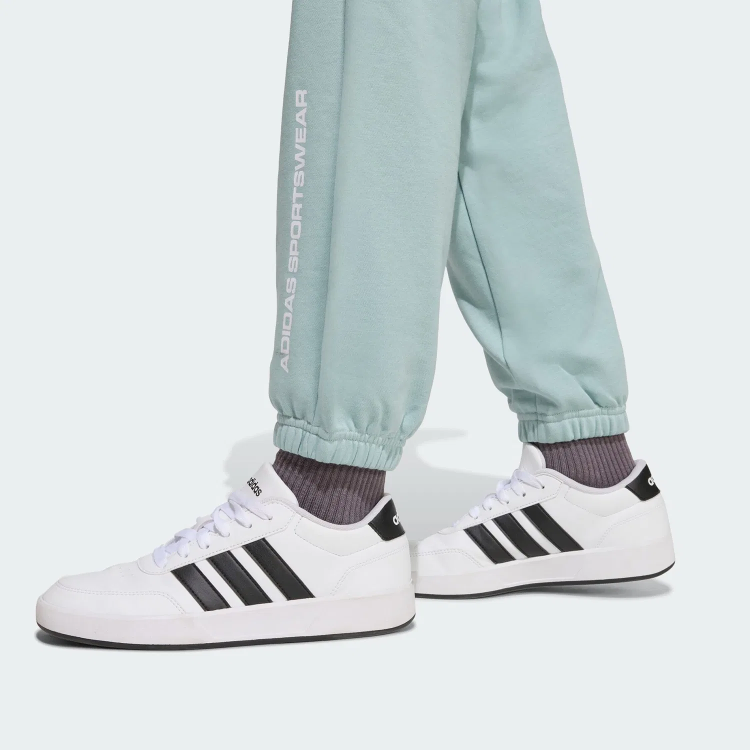 Спортивные брюки Adidas Sportswear Tapered Workout Pants Slogan мятного цвета — фото 4