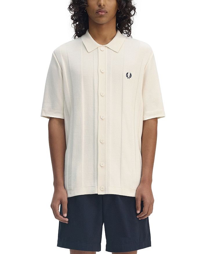 

Классическая поло с коротким рукавом на пуговицах Fred Perry, слоновая кость/кремовый