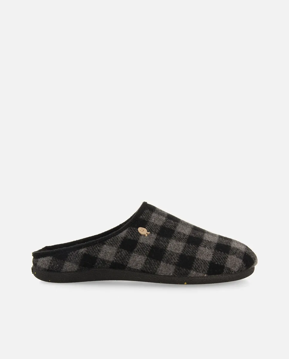 

Мужские домашние тапочки в клетку с съемной стелькой Hot Potatoes, черный/серый