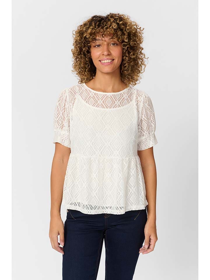 

Cream Белая блузка