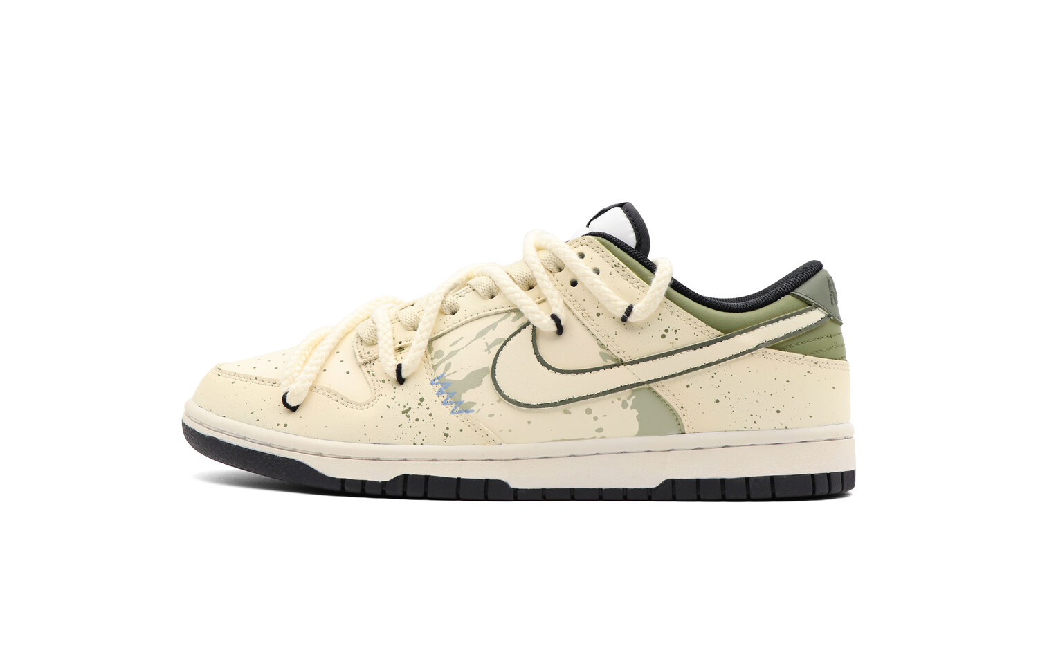 

Кроссовки Nike Dunk Skateboarding Shoes Women's Low-top Beige/green, зеленый