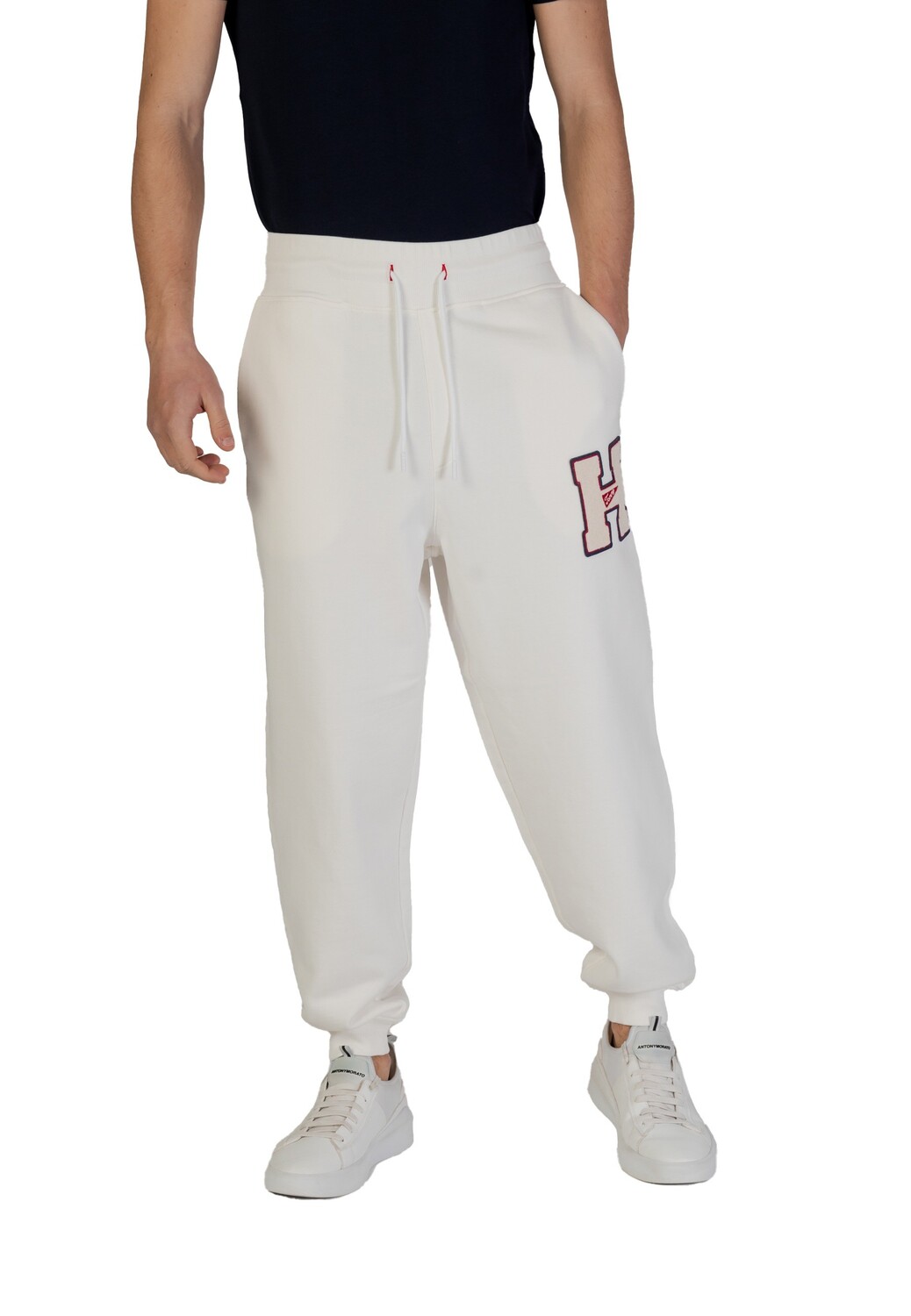 

Брюки мужские Tommy Jeans спортивные, белый