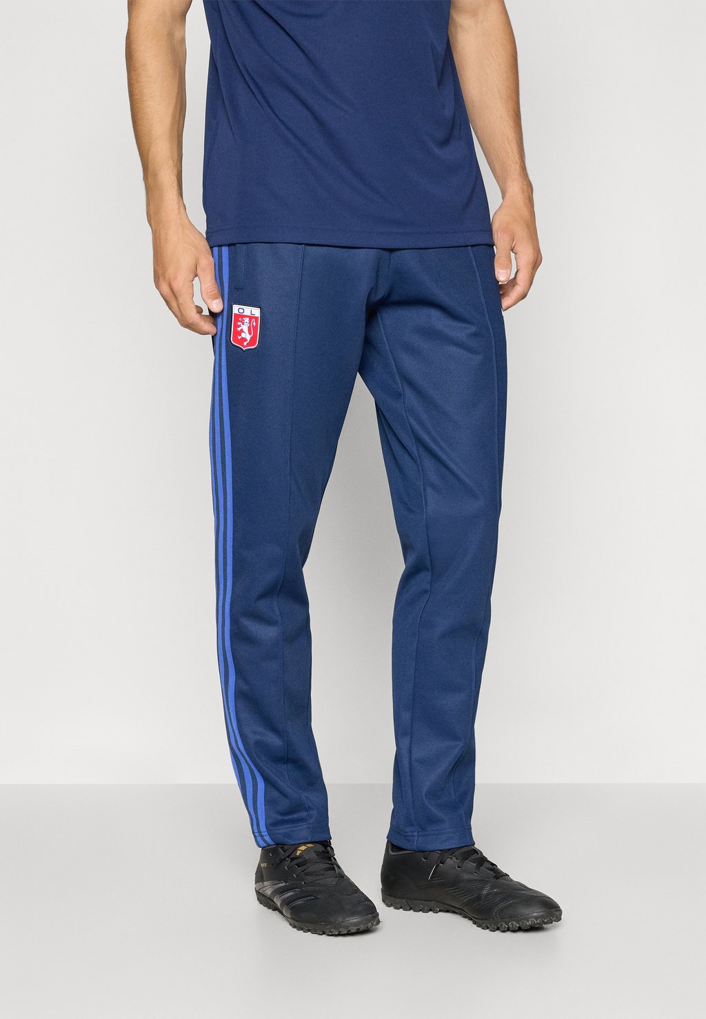 

Спортивные штаны OL - Club wear Adidas Originals, фиолетовый