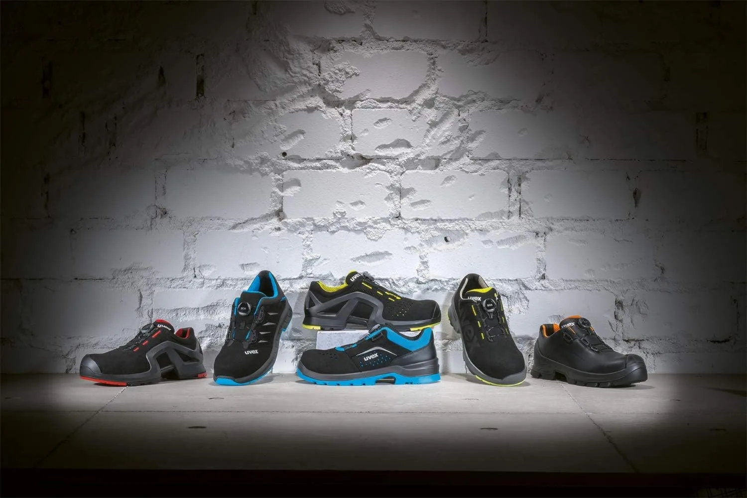 Защитная обувь Uvex 2 Vibram S3 HI HRO SRC, черно-оранжевая — фото 2