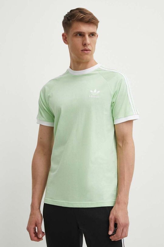 

Хлопковая футболка adidas Originals, зеленый