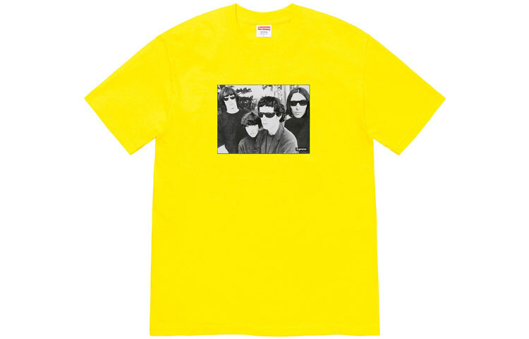 

Совместная коллекция футболок унисекс Supreme