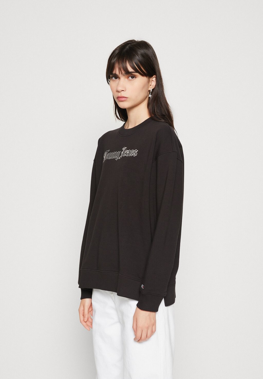 

Толстовка Tommy Jeans, черный