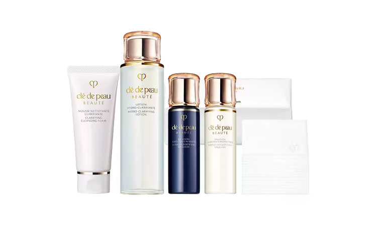 

Набор образцов с эффектом мерцания Luxury Care увлажняющее освежающее средство комплект из трёх предметов Clé De Peau Beauté, Cleansing 40ml + Essence 75ml (refreshing) + Day белый 30ml + Night белый 30ml + Cotton pads 36 pieces