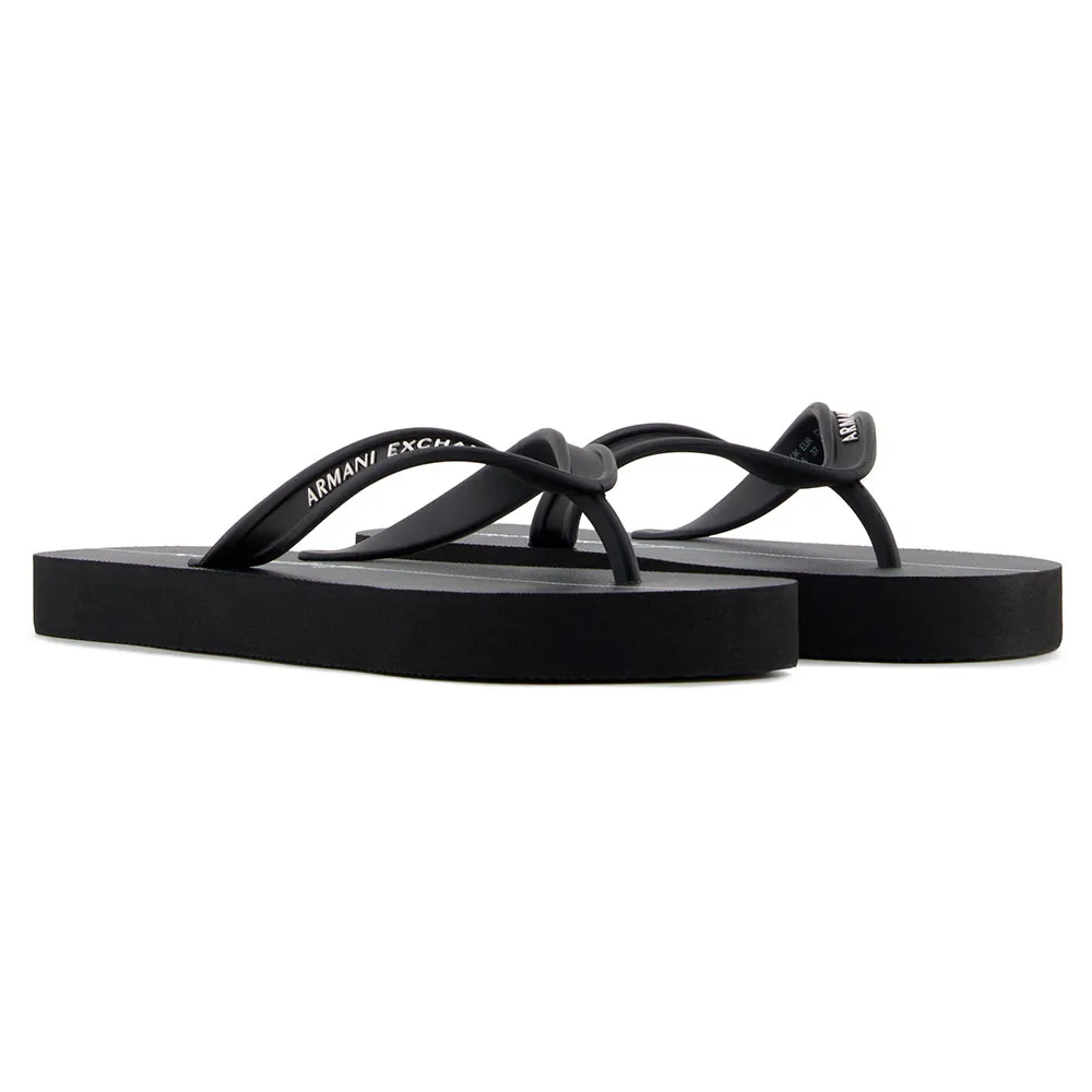Кроссовки Armani Exchange XDQ010_XV700, черный