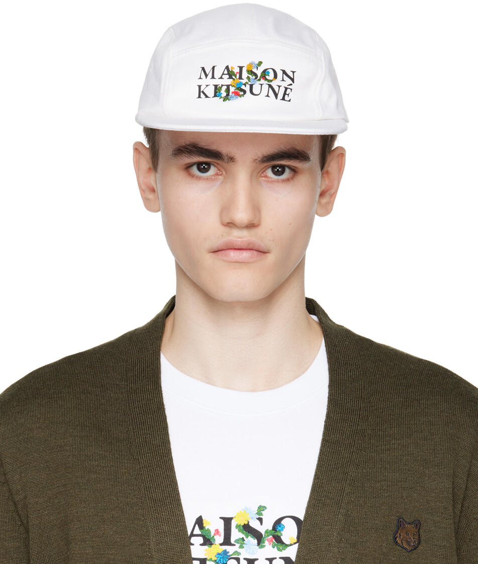 

Цветочная шапка Maison Kitsune