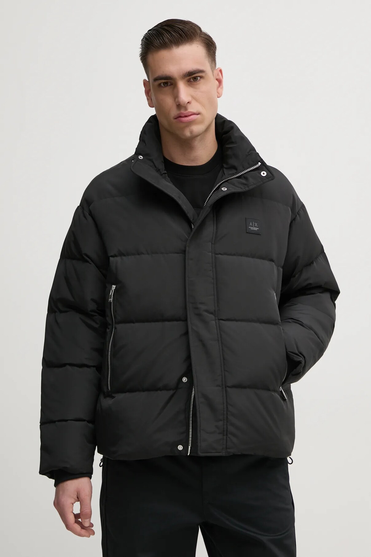 

Пуховик Armani Exchange, черный