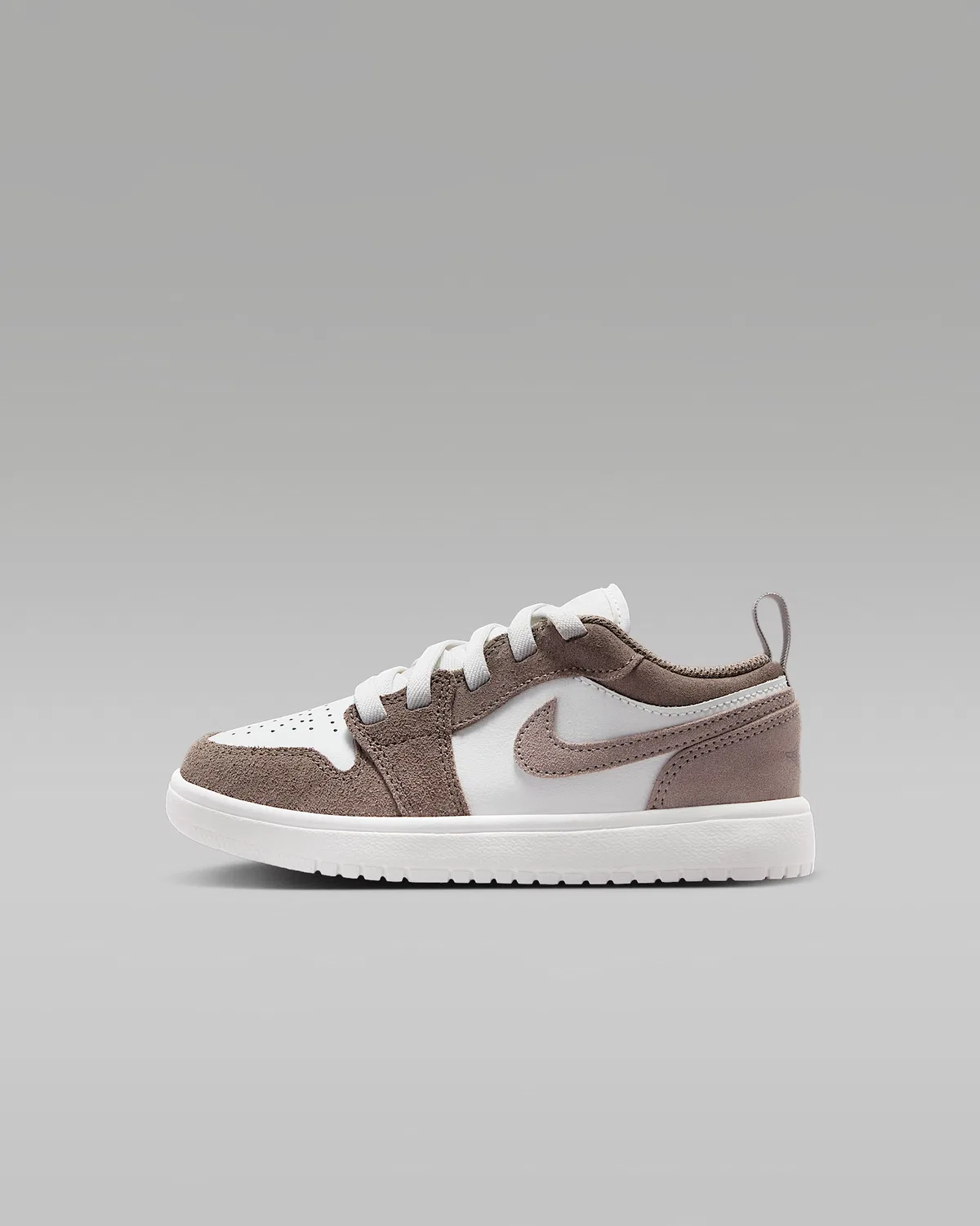 Детские кроссовки Jordan 1 Low Alt, Olive Grey/Summit White/Pale Ivory/Enigma Stone