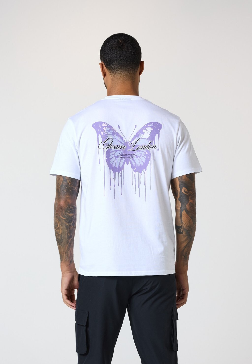

Футболка с принтом LARGE DRIP TEE CLOSURE London, белый