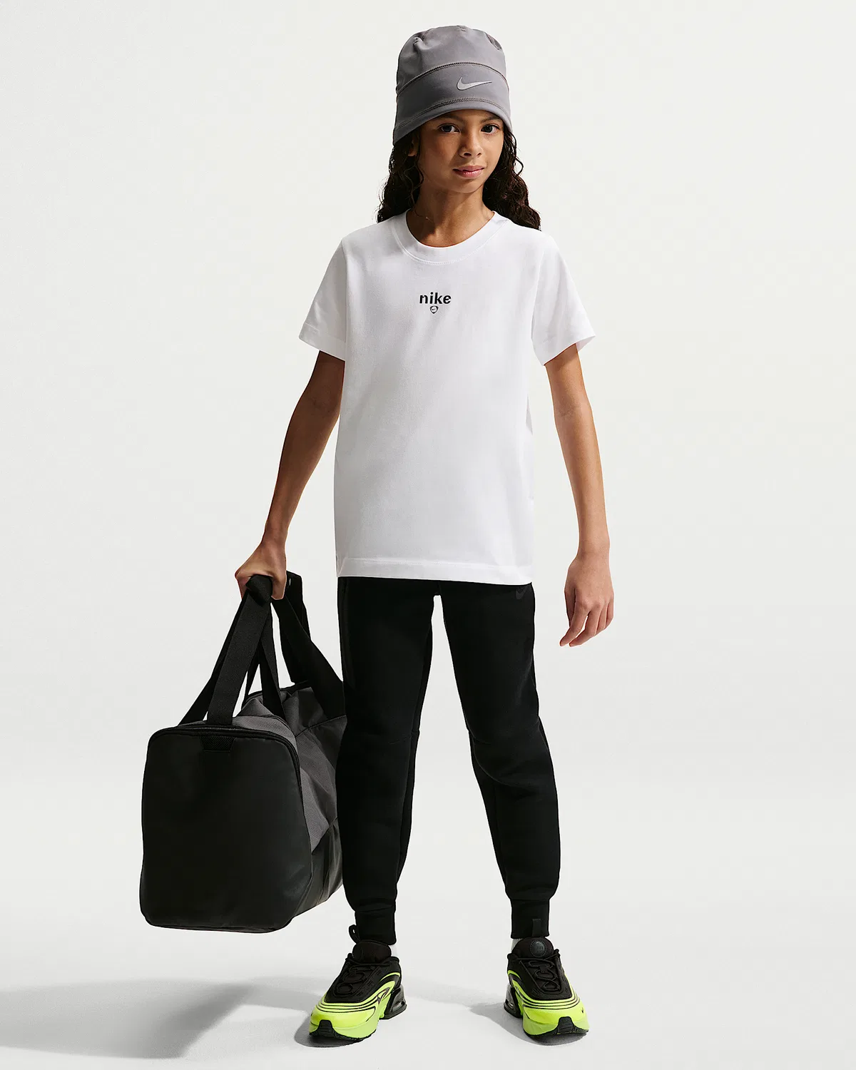 Детская футболка Nike Big Kids', White — фото 4