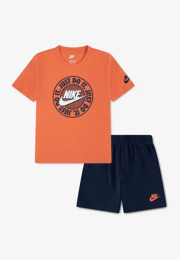 Футболка принтованная Nike Sportswear, цвет темно-синий