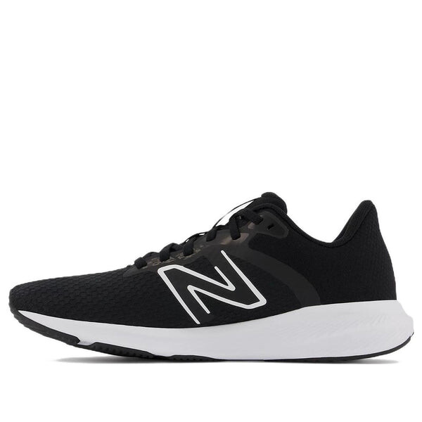 Кроссовки 413 New Balance, черный
