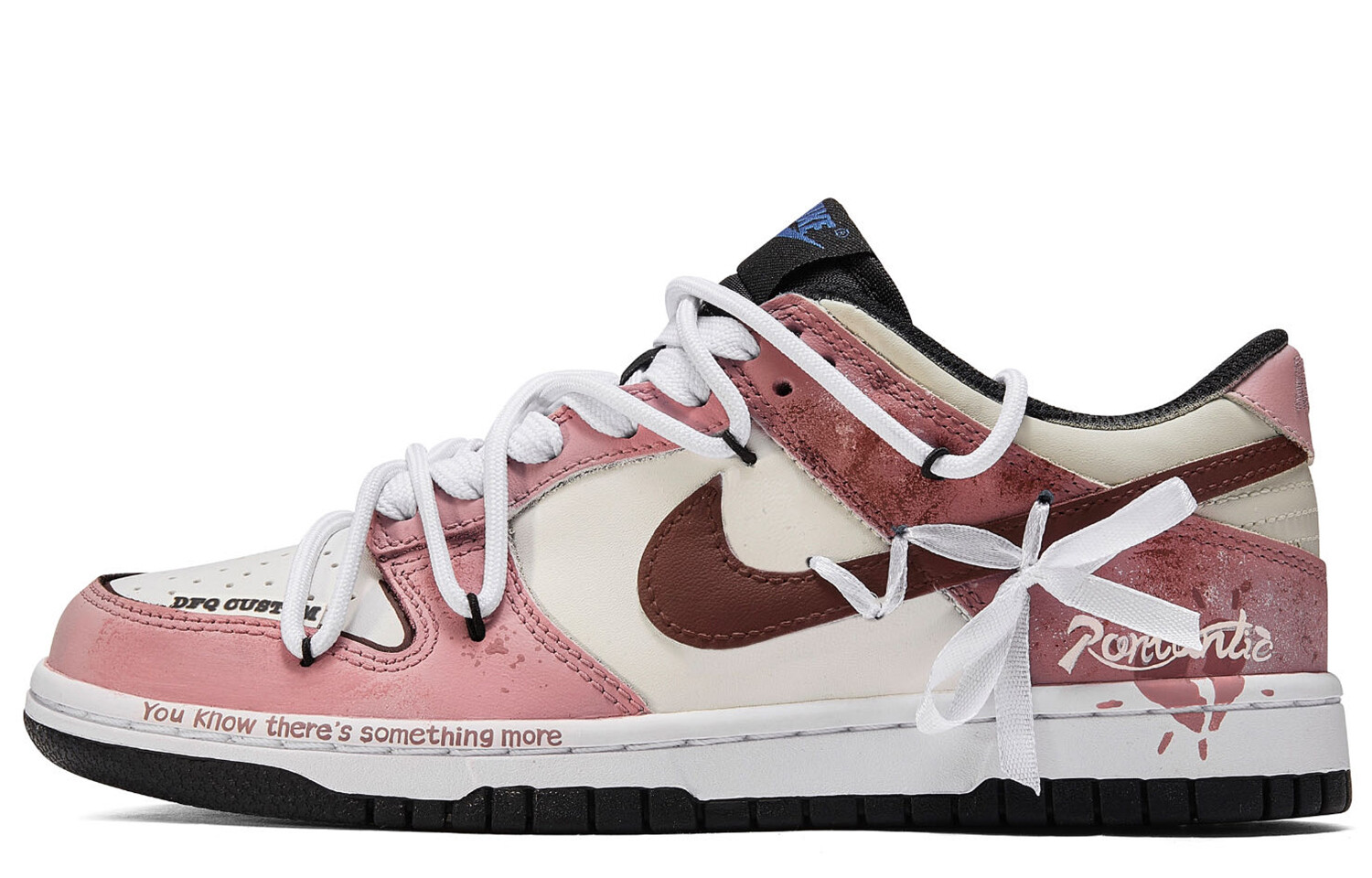 

Кроссовки Nike Dunk Skateboarding Shoes Women's Low-top Pink/Red, розовый