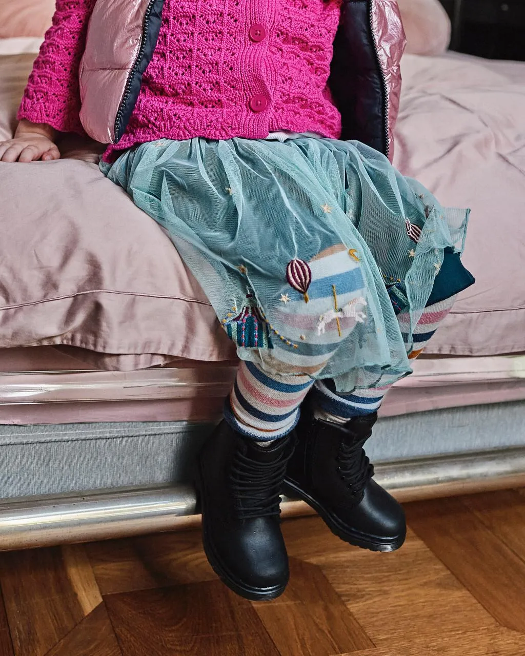 Сапоги Dr. Martens Toddler 1460 на подкладке из искусственного меха, водоотталкивающие, черные — фото 2