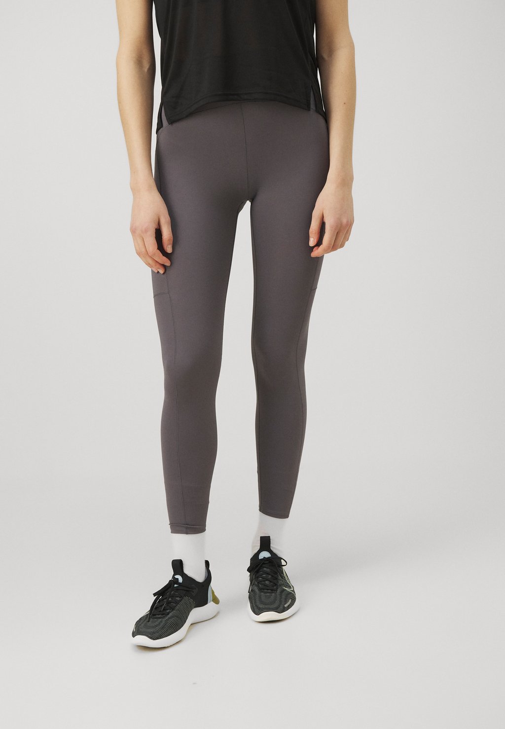 

Леггинсы LIFT SCULPTING POCKET Stronger, серый