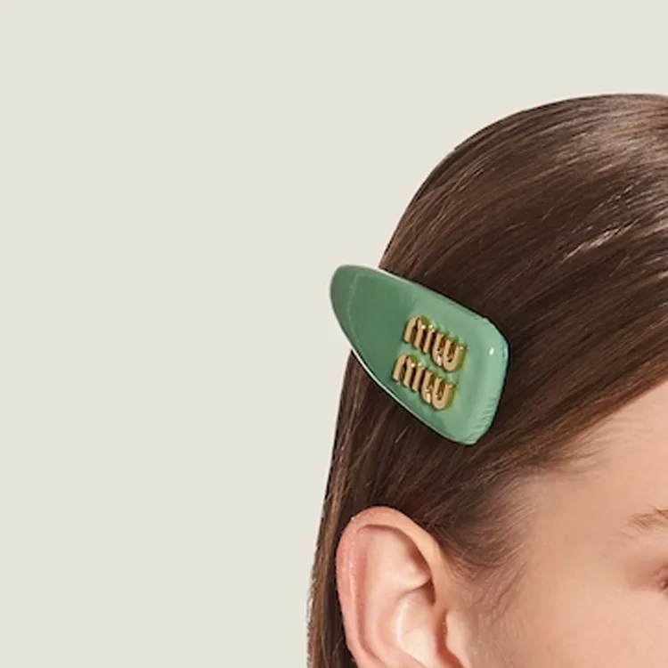 MIU MIU Кожаные заколки для волос женские зеленые — фото 4