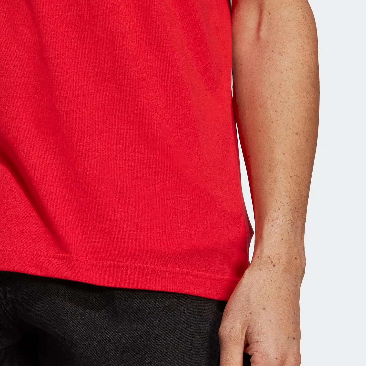 Футболка Adidas Men's Essentials Single Jersey Linear Embroidered Logo — фото 4