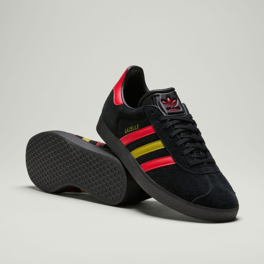 

Кроссовки Adidas Gazelle FC Dallas 2025 Archive Shoes, цвет Core Black/Red/Pulse Olive