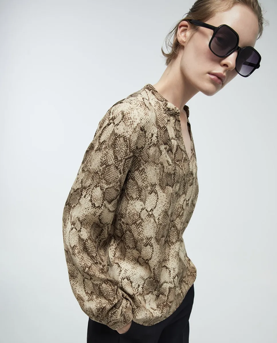 

Рубашка с принтом свободного кроя Sfera, темно-коричневый