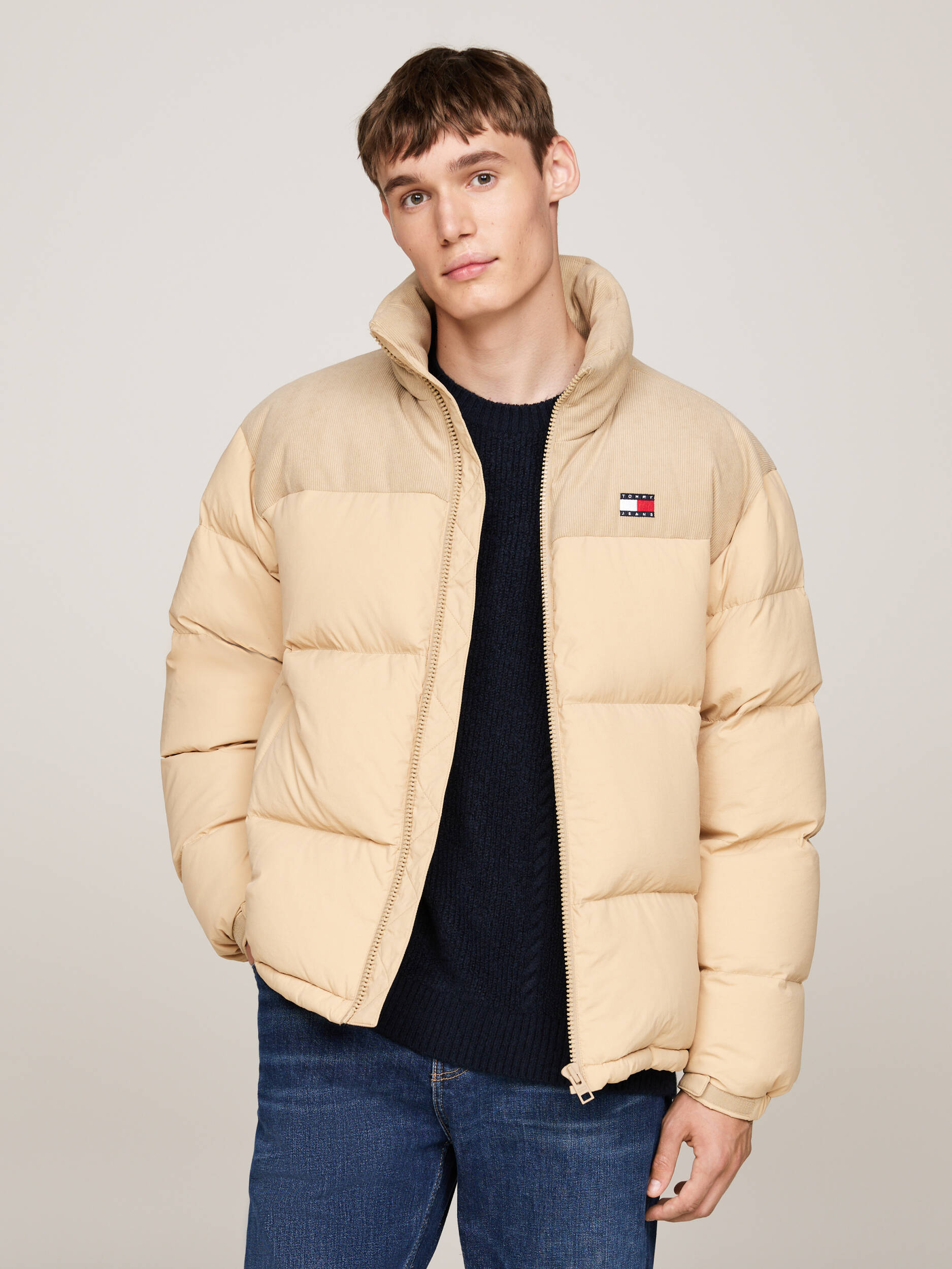 

Куртка Tommy Jeans ALASKA Regular Fit, кремовый