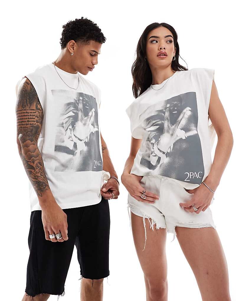 

ASOS DESIGN = белая майка унисекс кремового цвета с графическим принтом Тупака