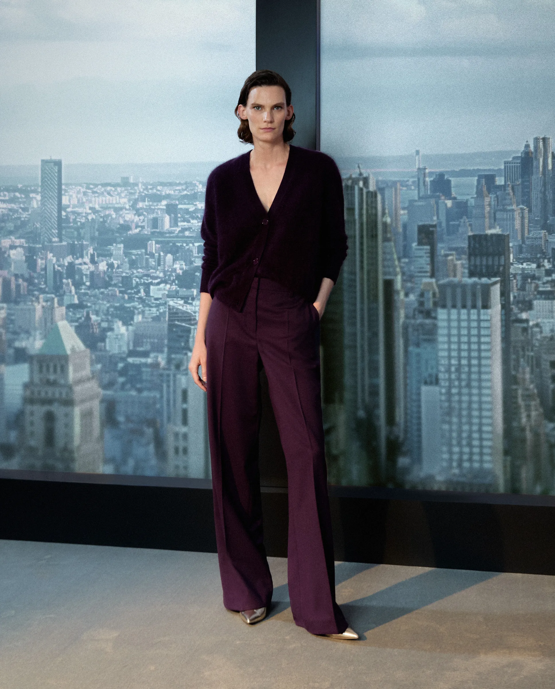 

Женские прямые брюки без вытачек Woman Limited El Corte Inglés, фиолетовый