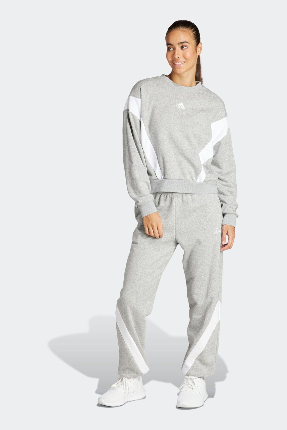 

Спортивный костюм Laziday Adidas, серый