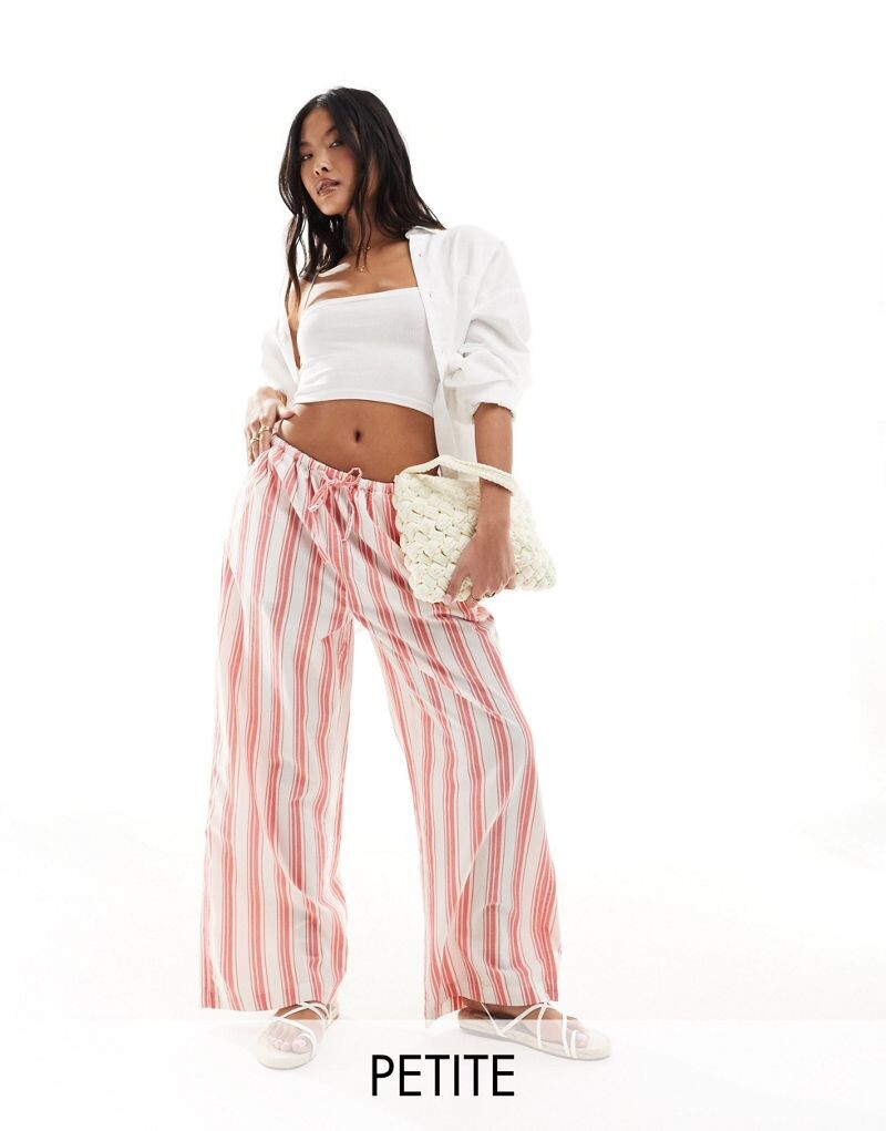 

ASOS DESIGN Petite – брюки без застежки в красную полоску