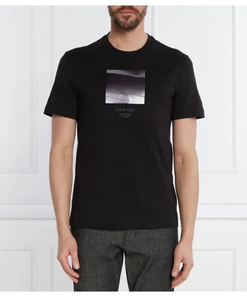

Футболка Regular fit Calvin Klein, черный