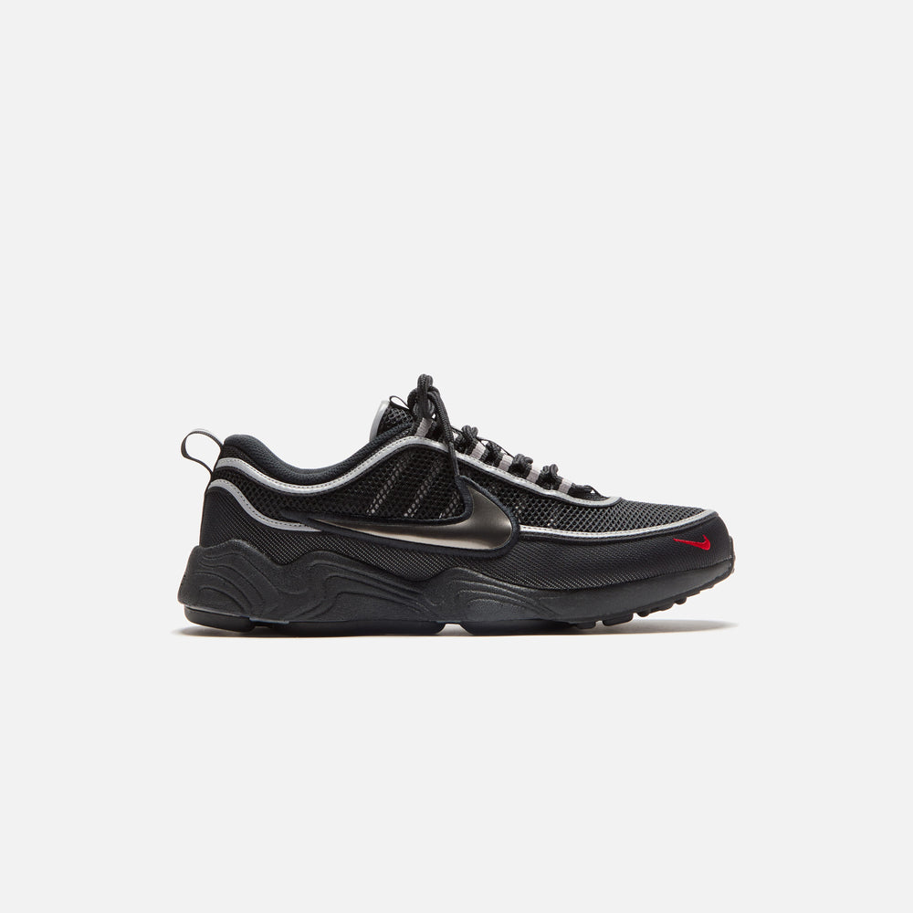 

Кроссовки Nike Air Zoom Spiridon, цвет Black/Metallic Silver/Sport Red