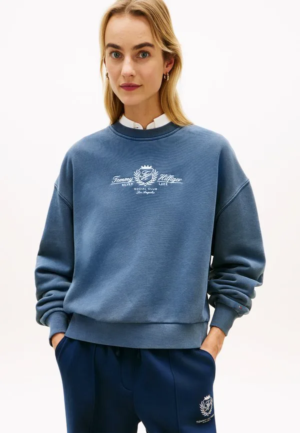 

Толстовка из махровой ткани с вышивкой в виде герба Tommy Hilfiger, Dark Night Navy, Синий, Толстовка из махровой ткани с вышивкой в виде герба Tommy Hilfiger, Dark Night Navy