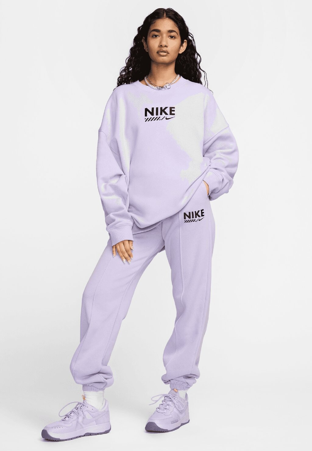 

Спортивные брюки PANT Nike, фиолетовый