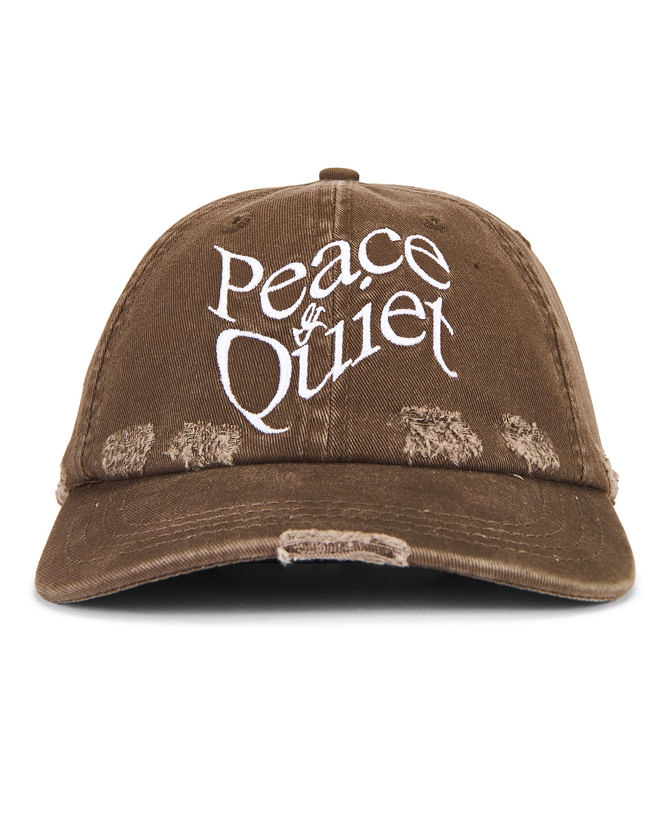 

Кепка Dad Hat с эффектом поношенности и логотипом Wordmark Museum Of Peace And Quiet, Coffee