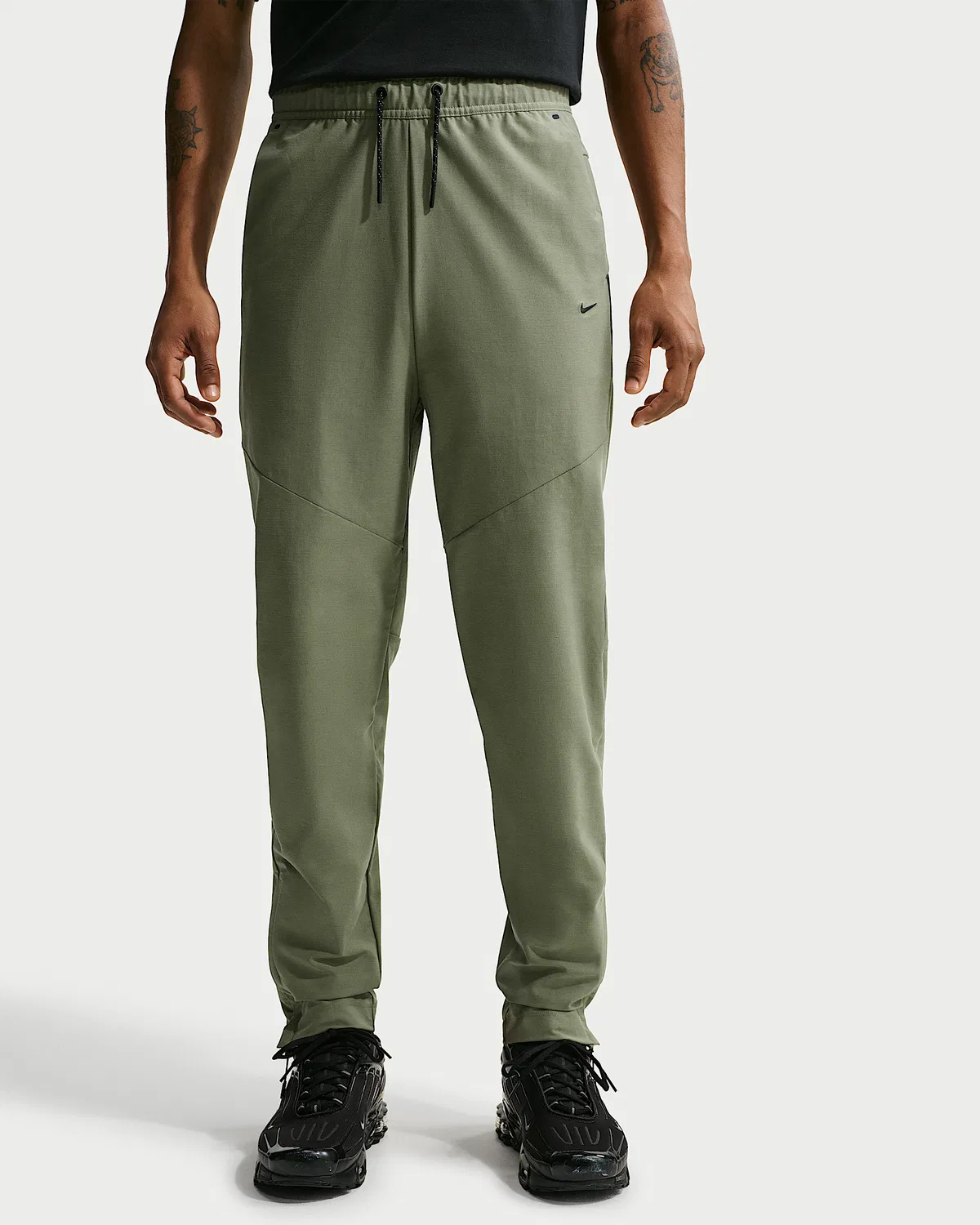Мужские штаны Nike Tech Dri-FIT Shori Knit, Silver Sage/Black — фото 2