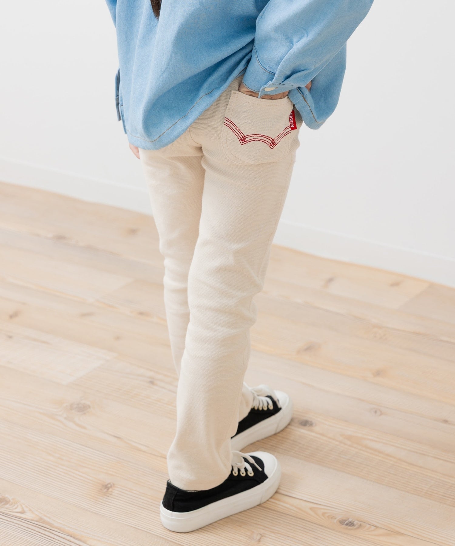Эластичные брюки Edwin, cream