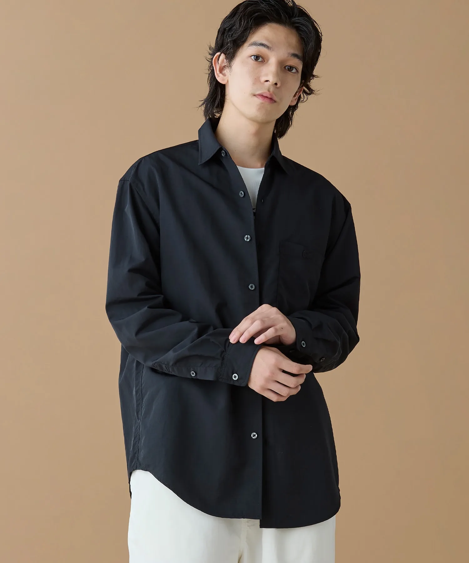 Рубашка мужская Lacoste водоотталкивающая из переработанного нейлона, свободный крой, темно-коричневый — фото 4